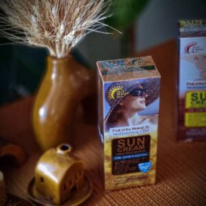 کرم ضد آفتاب سان کرم وکالی